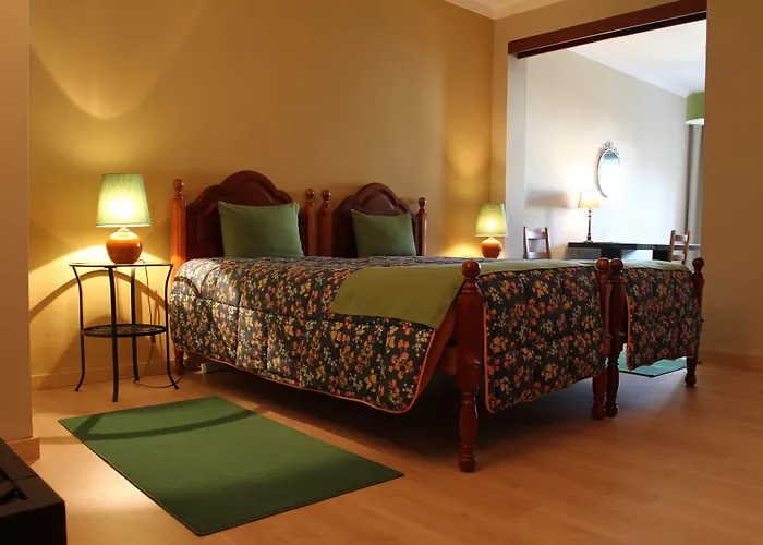 Casal Da Viuva בית הארחה