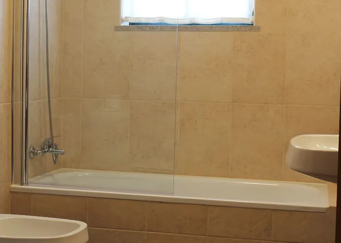 Casal Da Viuva בית הארחה 3*